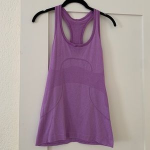 Lululemon workout tank